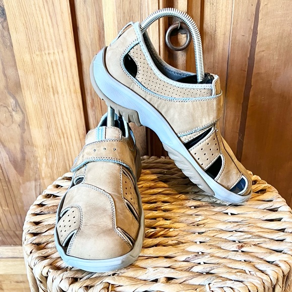 Privo By Clarks Women’s Tan Leather Hiking Sandals Shoes Size 8 - Picture 8 of 14